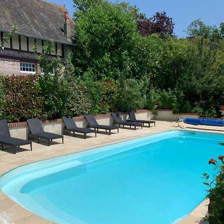 Chambres D'Hotes Les Roches Noires Trouville-sur-Mer Luaran gambar
